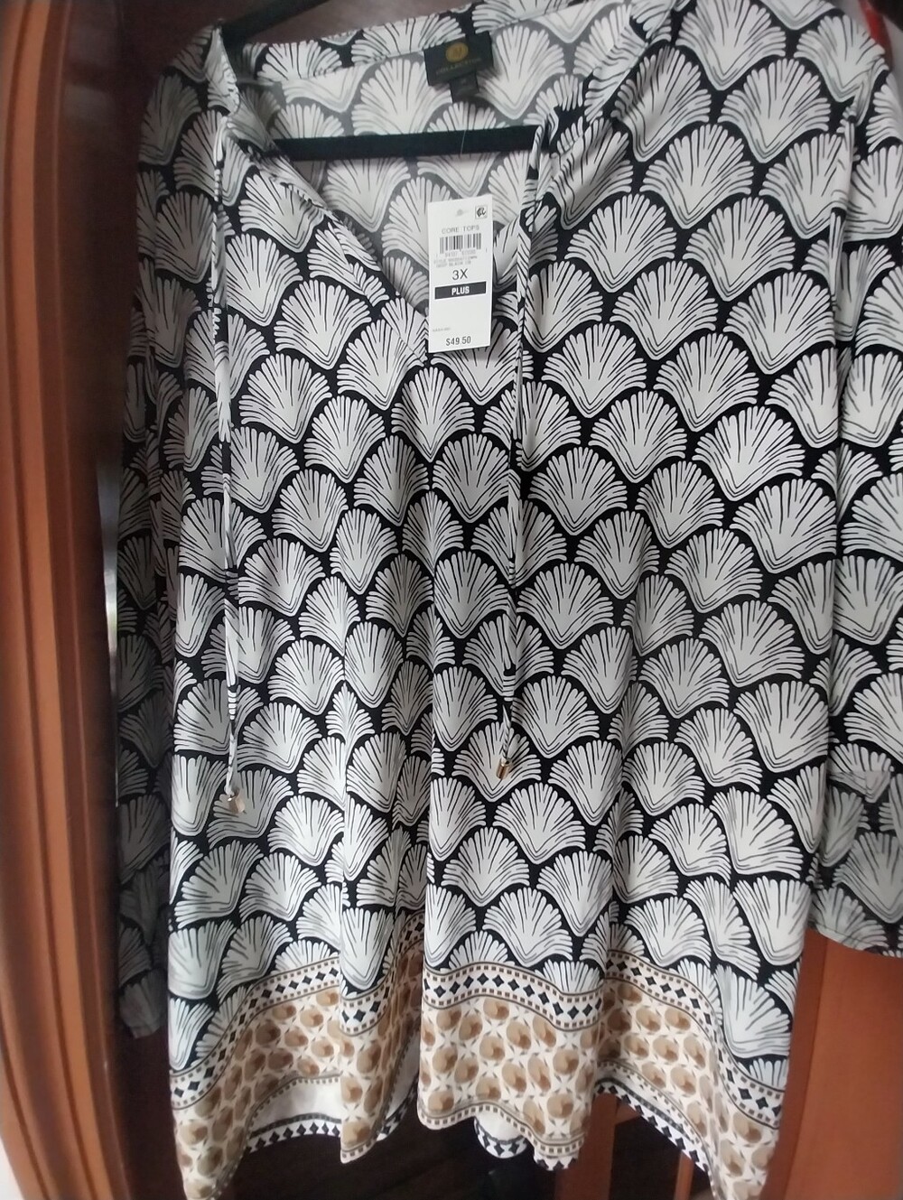 JM Collection Black and White Shell-Print Tunic with Beige Border Trim